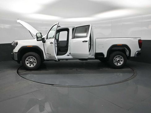 New 2026 GMC Sierra 2500 Pro image 29