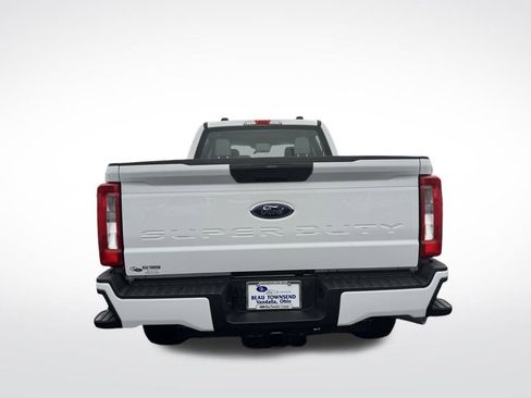 New 2026 Ford F250 4x4 Crew Cab Super Duty image 4