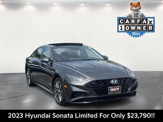Used 2023 Hyundai Sonata Limited w/ Cargo Package FWD video 1