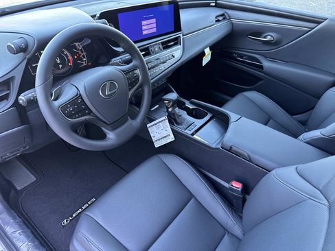 New 2025 Lexus ES 350 w/ Premium Package image 22