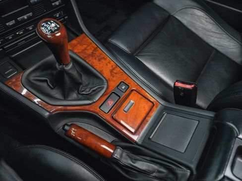 Used 2003 BMW M5 image 57