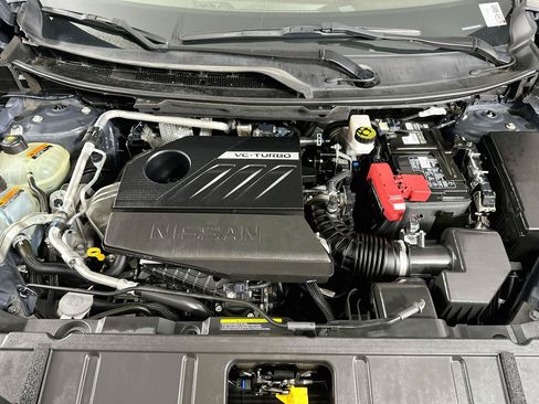 Used 2023 Nissan Rogue SV FWD image 31