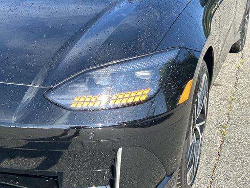 Used 2024 Hyundai Ioniq 6 SEL image 9