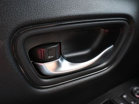 Used 2025 Honda HR-V EX-L image 42