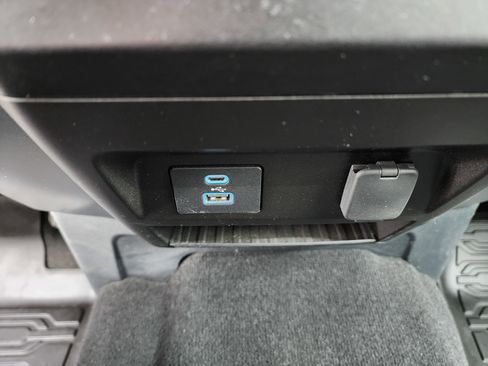 Used 2022 Ford F350 XLT w/ XLT Value Package image 57