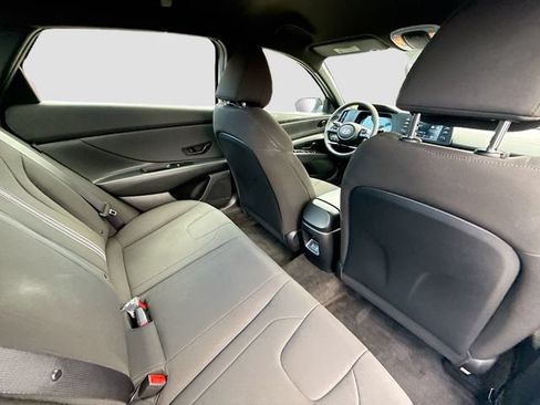 Certified 2025 Hyundai Elantra Sport FWD image 25