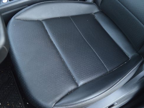 Used 2022 Volkswagen Atlas Cross Sport SE image 25