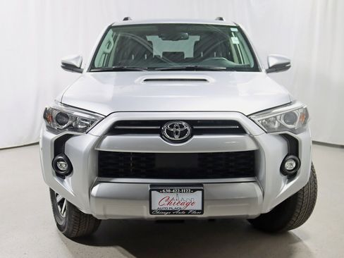 Used 2021 Toyota 4Runner TRD Off-Road Premium w/ Moonroof Package AWD/4WD image 8