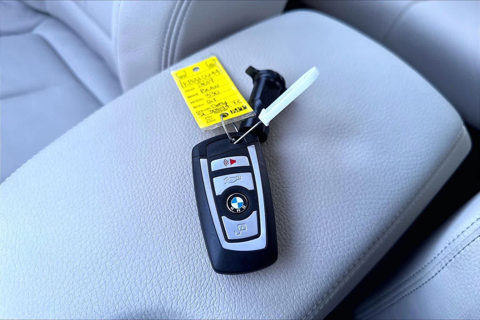 Used 2019 BMW 330i Gran Turismo xDrive w/ Premium Package AWD/4WD image 15