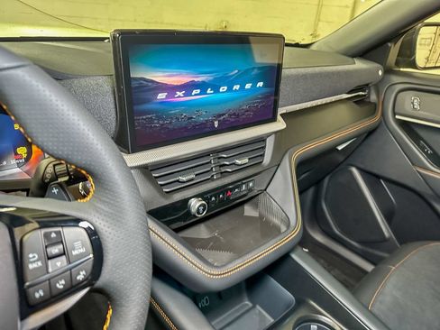 New 2026 Ford Explorer Tremor AWD/4WD image 34