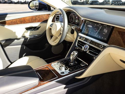 Used 2021 Bentley Flying Spur W12 AWD/4WD image 74