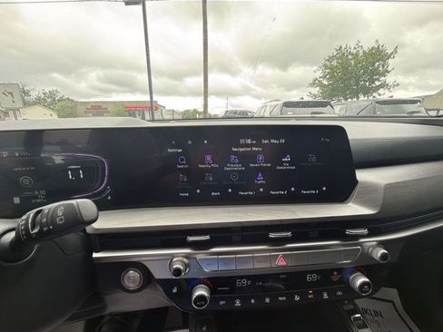 Used 2024 Kia Telluride EX X-Line AWD/4WD image 18