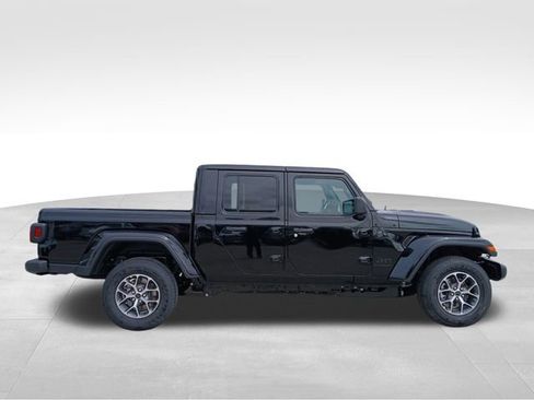 New 2026 Jeep Gladiator Sport AWD/4WD image 6