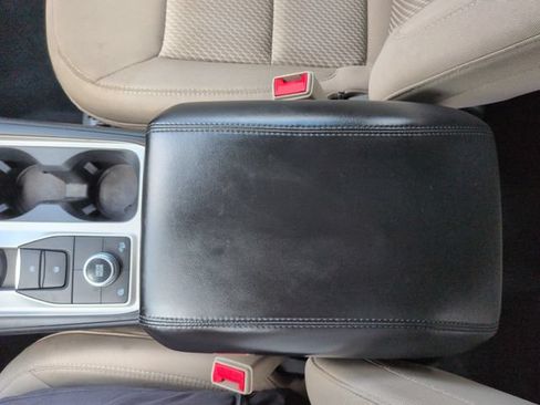 Certified 2022 Ford Explorer XLT AWD/4WD image 44