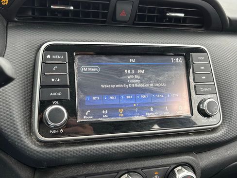 Used 2023 Nissan Kicks S image 8