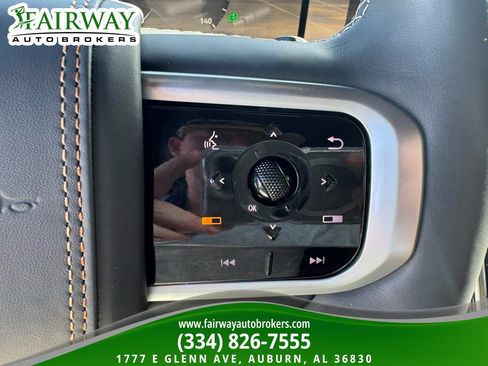 Used 2025 Nissan Armada Platinum Reserve AWD/4WD image 21