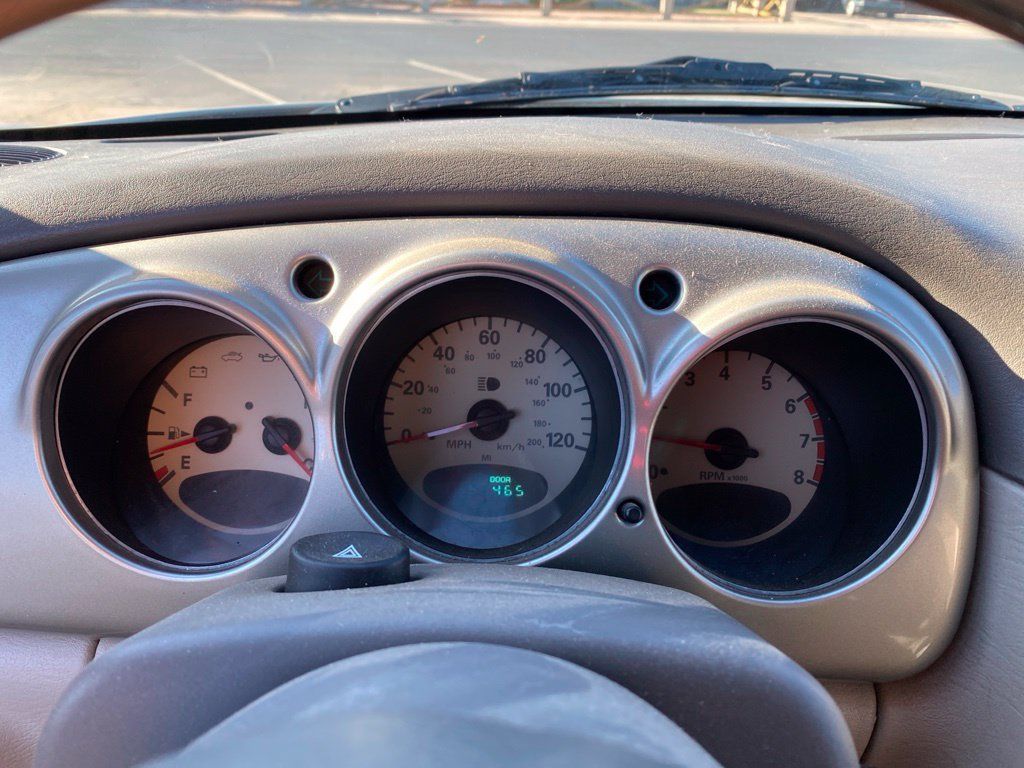 Used 2005 Chrysler PT Cruiser Touring FWD image 9