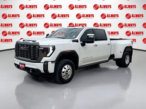 Used 2024 GMC Sierra 3500 Denali Ultimate AWD/4WD image 1