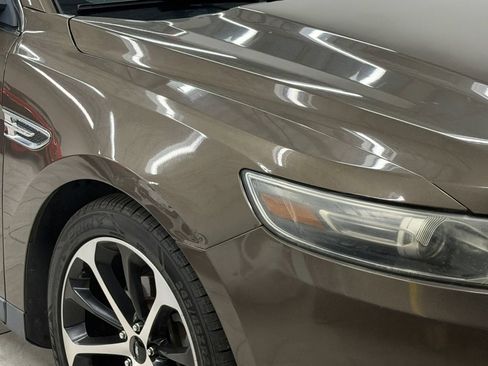 Used 2015 Ford Taurus Limited w/ Equipment Group 301A FWD image 6