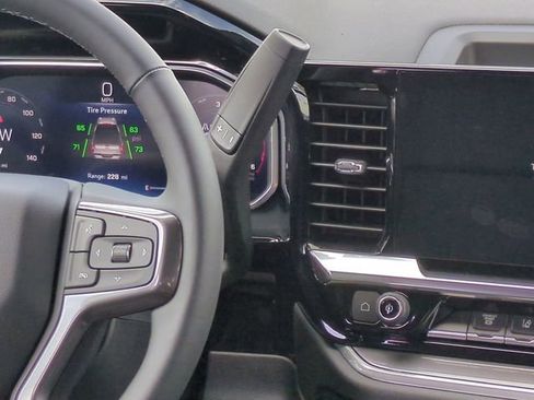 New 2026 Chevrolet Silverado 2500 High Country AWD/4WD image 18