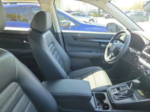 Used 2024 Honda CR-V EX-L image 10