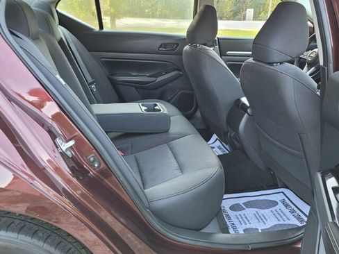Used 2023 Nissan Altima 2.5 SV image 15
