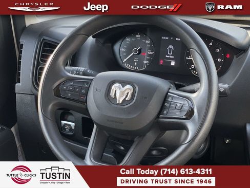 Used 2025 RAM ProMaster 2500 w/ Convenience Group FWD image 21