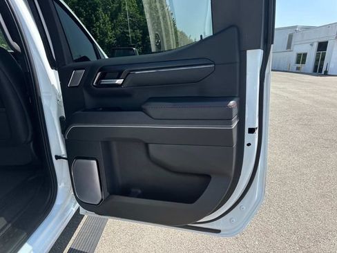 Used 2023 GMC Sierra 1500 AT4X AWD/4WD image 23