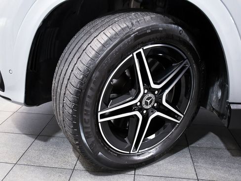 Used 2024 Mercedes-Benz GLE 450 4MATIC image 7