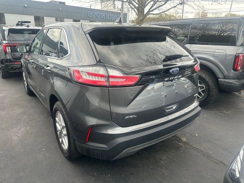 Used 2022 Ford Edge SEL w/ Convenience Package AWD/4WD image 4