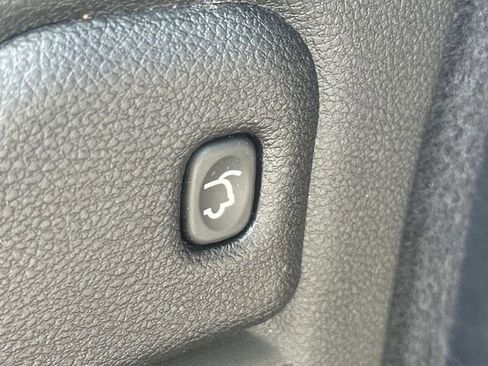 Used 2024 Dodge Durango GT image 14