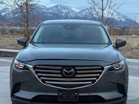 Used 2018 MAZDA CX-9 Touring w/ Touring Premium Package image 2