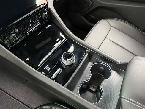 New 2025 Jeep Grand Cherokee Limited image 19