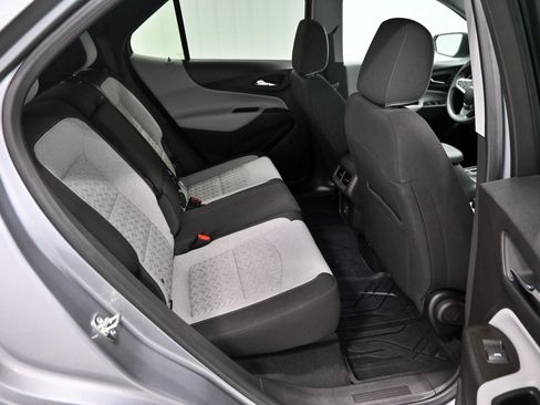 Used 2024 Chevrolet Equinox LS w/ LS Convenience Package FWD image 28