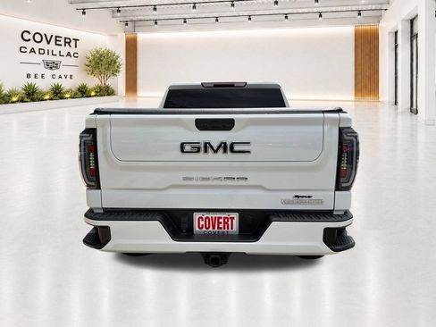 Used 2021 GMC Sierra 1500 Elevation w/ LPO, Elevation Black Package RWD image 9