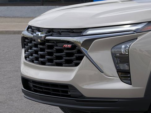 New 2026 Chevrolet Trax RS w/ Sunroof Package FWD image 13