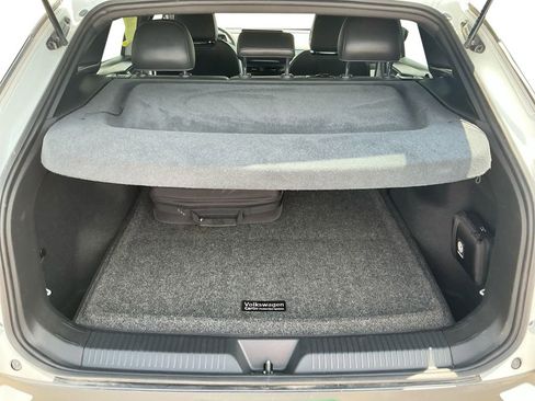 Used 2025 Volkswagen ID.4 Pro AWD/4WD image 17