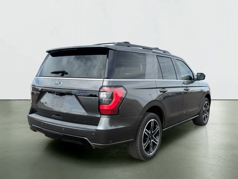 Used 2021 Ford Expedition Limited AWD/4WD image 4
