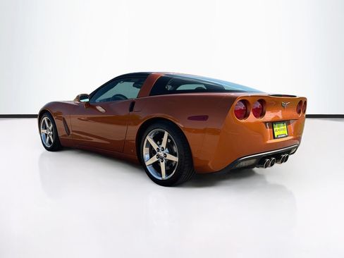 Used 2007 Chevrolet Corvette Coupe w/ Preferred Equipment Group RWD image 7