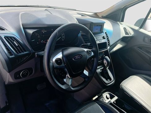 Used 2023 Ford Transit Connect XL image 9