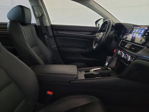 Used 2019 Honda Accord EX-L image 21