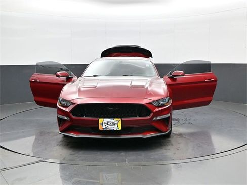 Used 2018 Ford Mustang GT Premium w/ Equipment Group 401A image 31