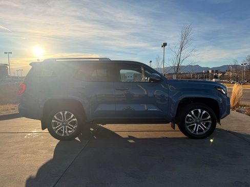 Used 2025 Toyota 4Runner Limited image 8