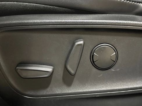 Used 2024 Ford Escape Platinum image 20