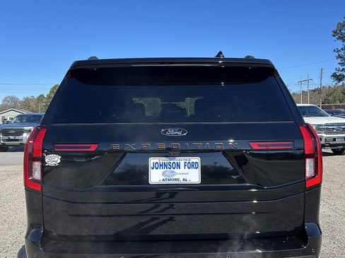 New 2025 Ford Expedition Tremor image 5