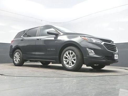 Used 2021 Chevrolet Equinox LT FWD image 28