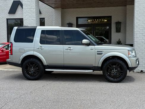 Used 2014 Land Rover LR4 HSE LUX AWD/4WD image 4