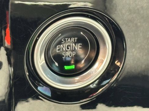 Used 2024 GMC Sierra 1500 Elevation AWD/4WD image 18