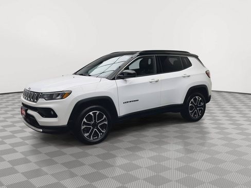 Used 2023 Jeep Compass Limited AWD/4WD image 33