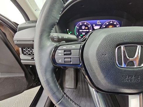 Used 2024 Honda Accord Touring image 27